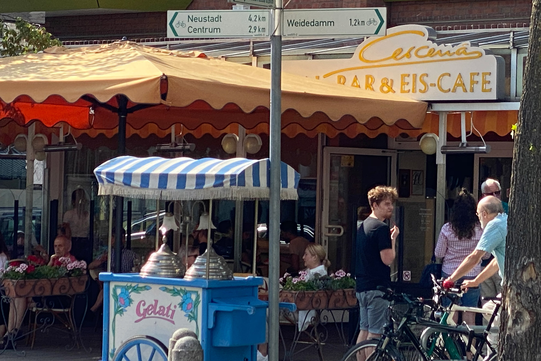 Bild 1 Eiscafe Cercena in Bremen-Hemelingen